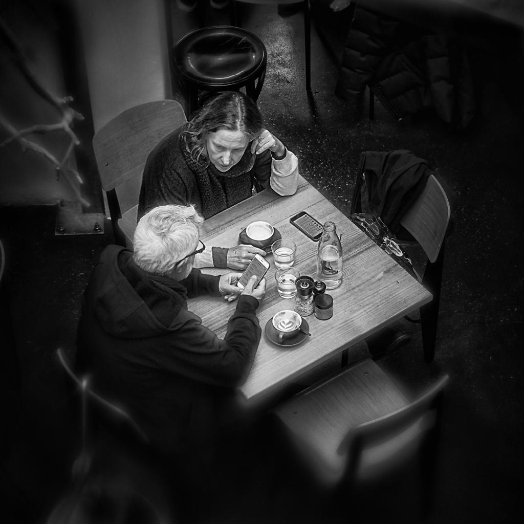 Coffee Time by Peter Hammer