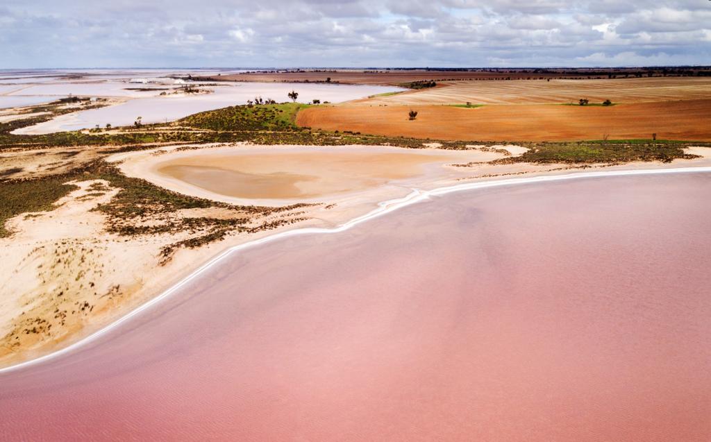 Mallee lakes from ahigh by Jan Presnell